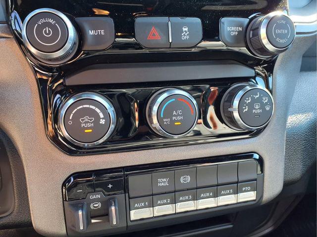 2026 Ram 3500 Tradesman/Big Horn