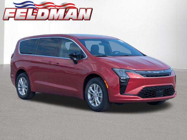 2027 Chrysler Pacifica Select for sale in Woodhaven, MI