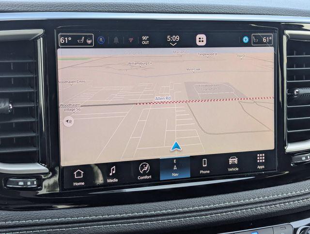 2027 Chrysler Pacifica Select AWD