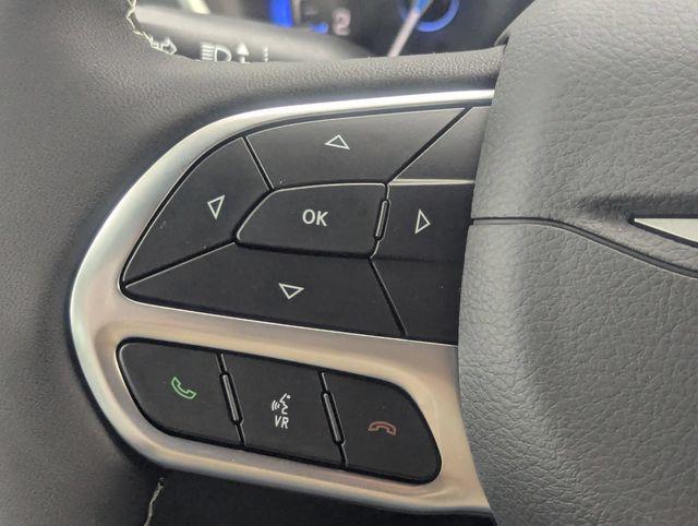 2027 Chrysler Pacifica Select AWD