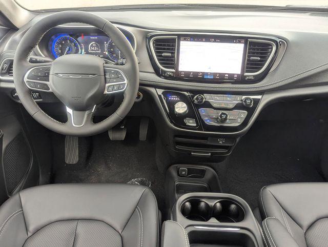 2027 Chrysler Pacifica Select AWD