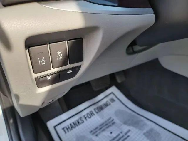 2017 Acura TLX w/Technology Package