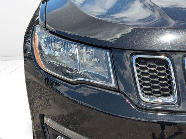 2018 Jeep Compass Latitude FWD