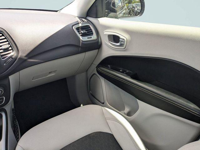 2018 Jeep Compass Latitude FWD