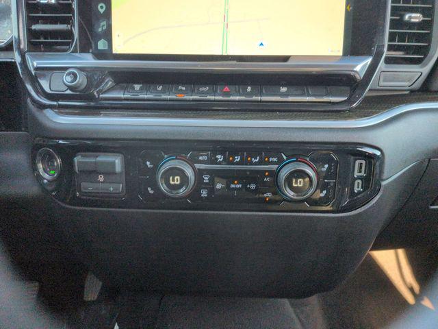 2025 Chevrolet Silverado 2500HD 4WD Crew Cab Standard Bed LT