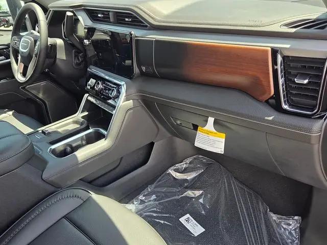 2026 GMC Sierra 3500HD Crew Cab, Long Bed, Denali, 4WD