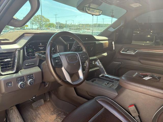 2024 GMC Sierra 2500HD 4WD Crew Cab Standard Bed Denali