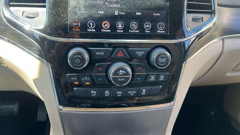 2019 Jeep Grand Cherokee Limited 4x2