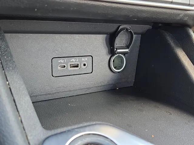 2020 Nissan Sentra SV Xtronic CVT