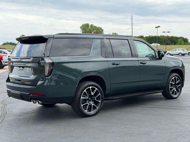 2026 Chevrolet Suburban RST, 4WD