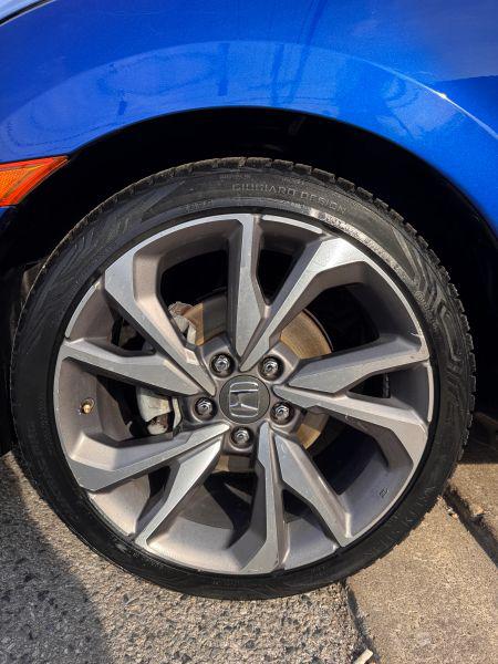 2019 Honda Civic Touring
