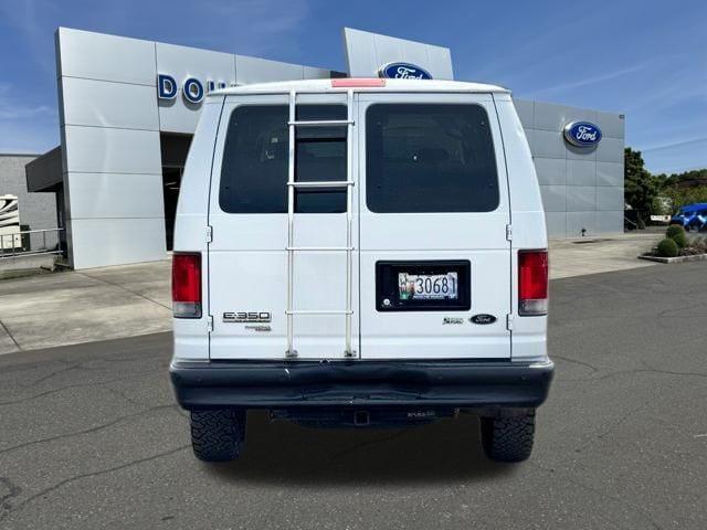 2014 Ford E-350 Super Duty XL