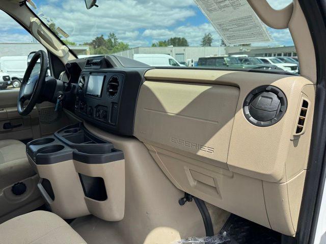 2014 Ford E-350 Super Duty XL