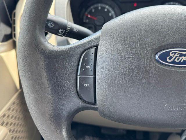 2014 Ford E-350 Super Duty XL