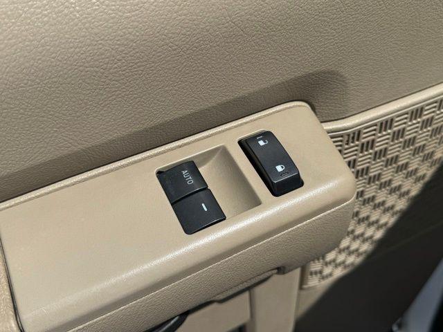 2014 Ford E-350 Super Duty XL
