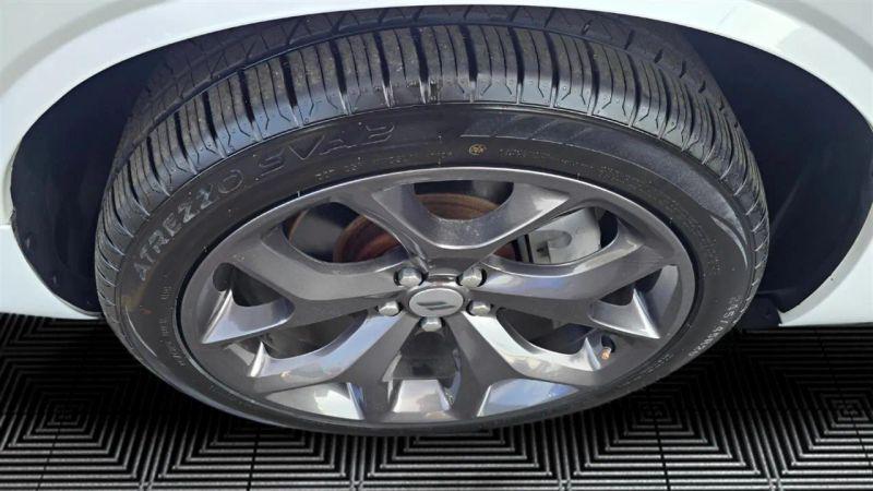 2018 Dodge Challenger SXT Plus