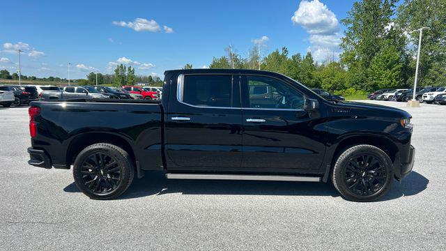 2022 Chevrolet Silverado 1500 4WD Crew Cab Short Bed High Country