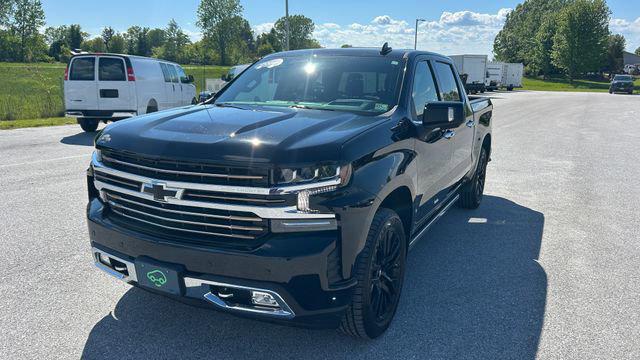 2022 Chevrolet Silverado 1500 4WD Crew Cab Short Bed High Country