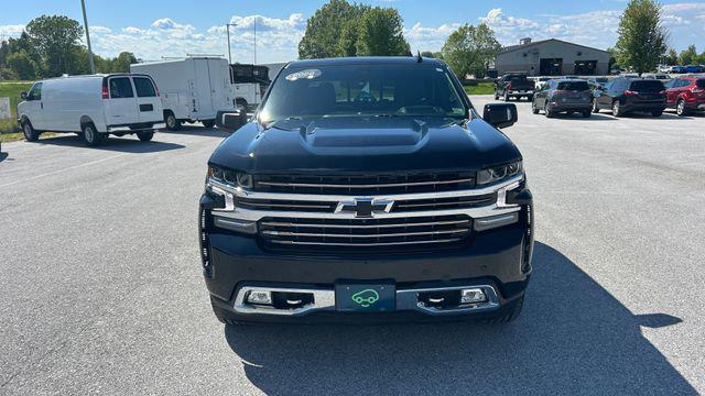 2022 Chevrolet Silverado 1500 4WD Crew Cab Short Bed High Country