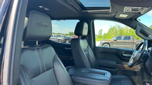 2022 Chevrolet Silverado 1500 4WD Crew Cab Short Bed High Country