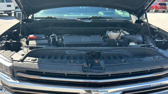 2022 Chevrolet Silverado 1500 4WD Crew Cab Short Bed High Country