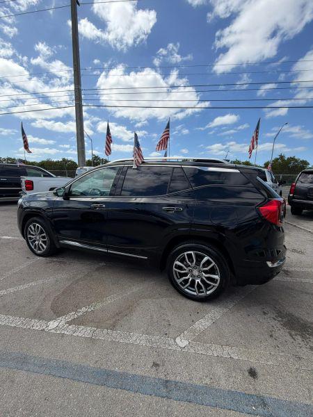 2024 GMC Terrain AWD Denali