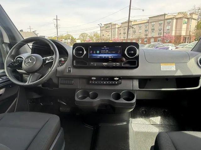 2025 Mercedes-Benz Sprinter 2500 High Roof 4-Cyl Diesel