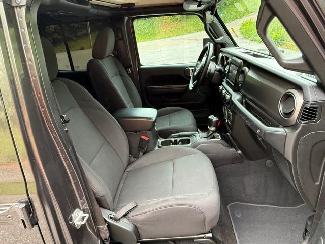 2020 Jeep Wrangler Sport S 4x4