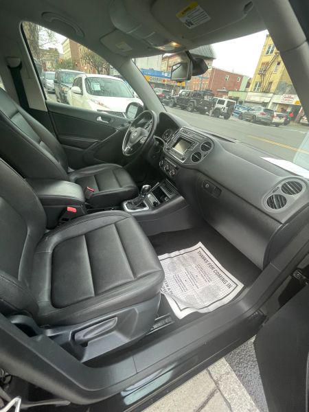 2016 Volkswagen Tiguan S