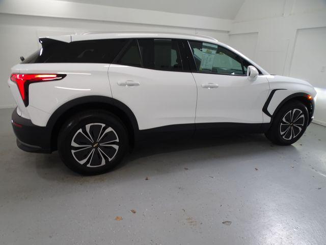2024 Chevrolet V Blazer eAWD 2LT