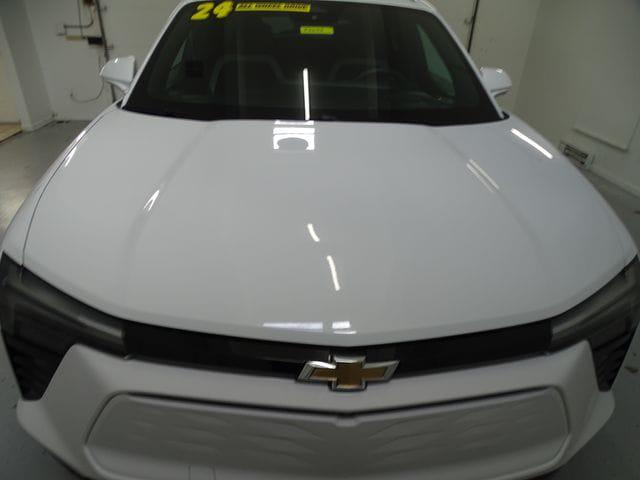 2024 Chevrolet V Blazer eAWD 2LT