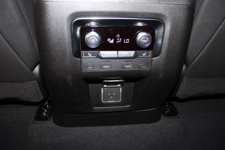2026 GMC Yukon XL 4WD AT4
