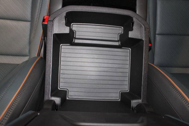 2026 GMC Yukon XL 4WD AT4
