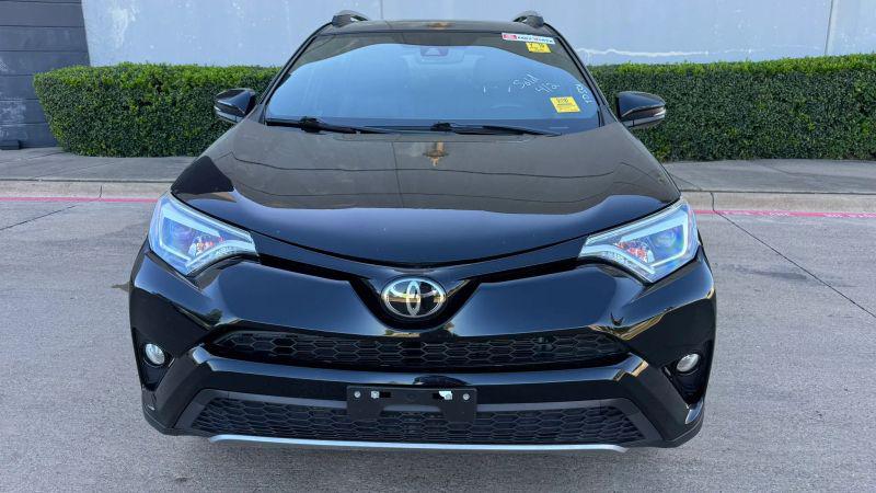 2018 Toyota RAV4 SE