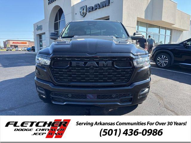 2026 RAM Ram 1500 RAM 1500 EXPRESS CREW CAB 4X4 57 BOX