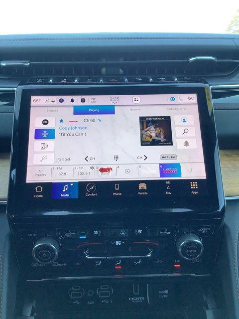 2025 Jeep Grand Cherokee L Summit Reserve 4x4