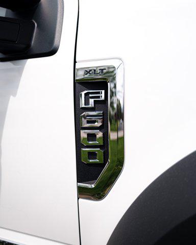 2022 Ford 600 XLT