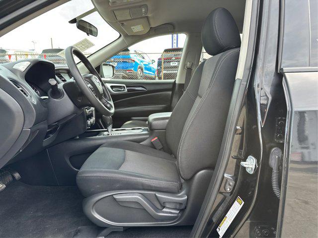 2019 Nissan Pathfinder SV