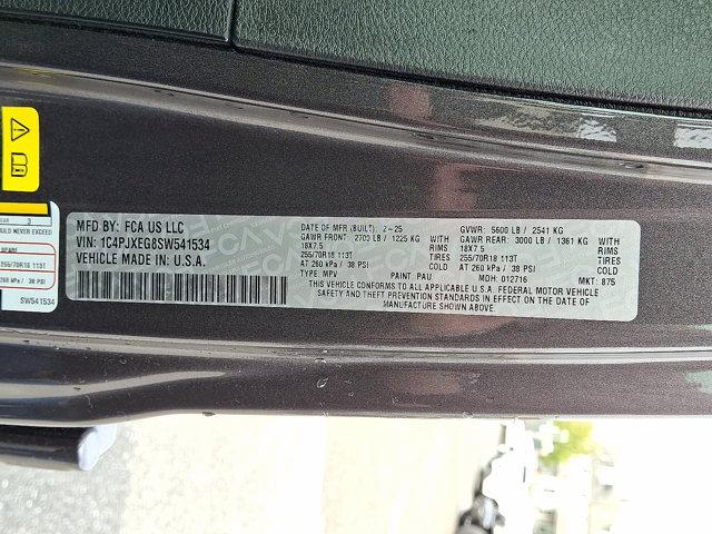 2025 Jeep Wrangler 4-Door Sahara 4x4