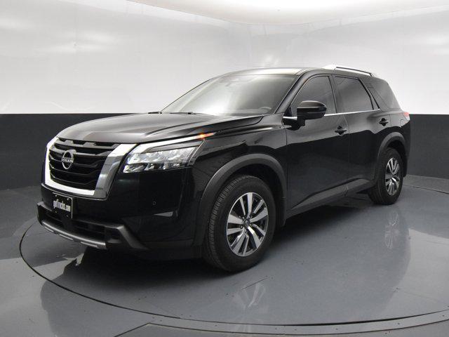 2025 Nissan Pathfinder SL 4WD