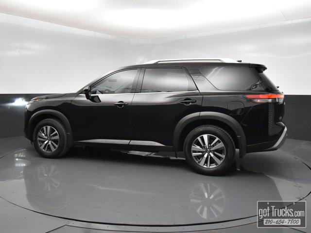 2025 Nissan Pathfinder SL 4WD