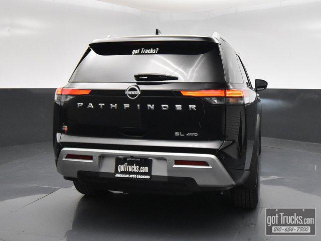 2025 Nissan Pathfinder SL 4WD