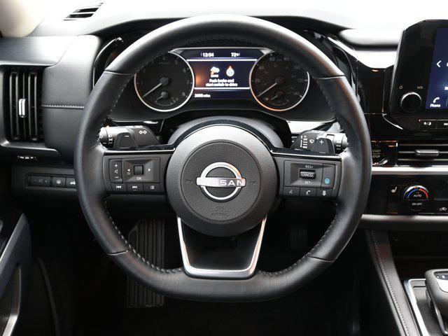 2025 Nissan Pathfinder SL 4WD