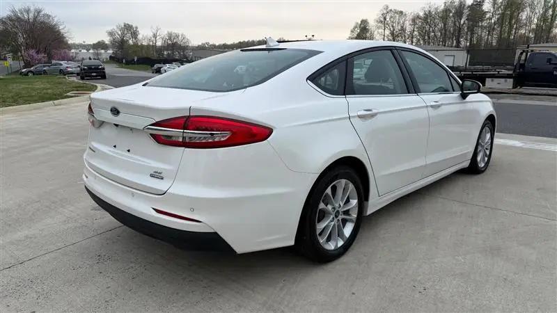 2020 Ford Fusion Hybrid SE