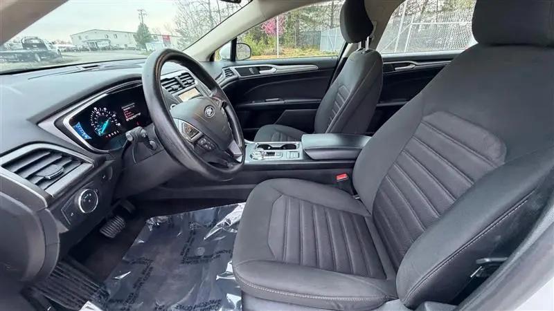 2020 Ford Fusion Hybrid SE
