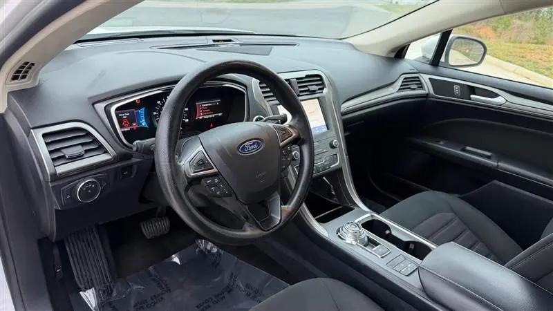 2020 Ford Fusion Hybrid SE