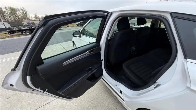 2020 Ford Fusion Hybrid SE