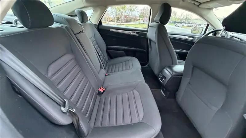 2020 Ford Fusion Hybrid SE