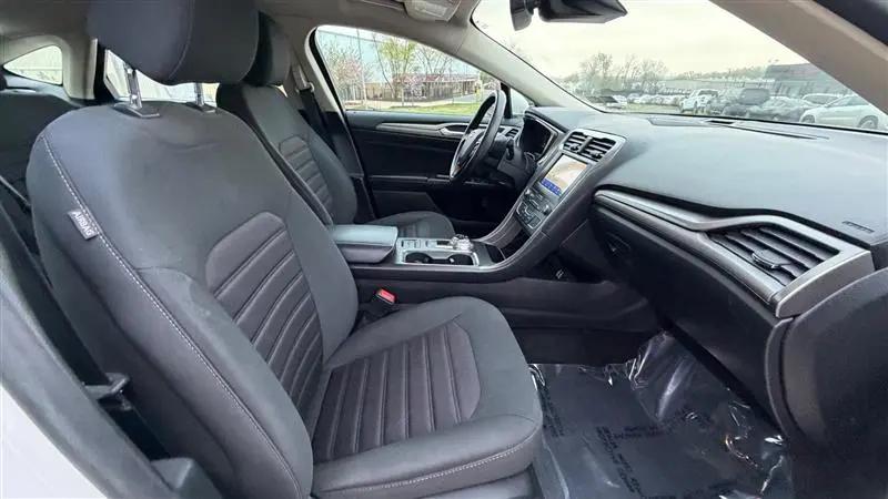 2020 Ford Fusion Hybrid SE