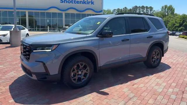 2025 Honda Pilot TrailSport